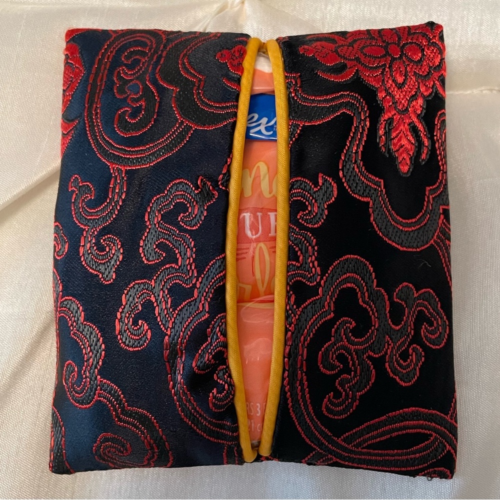 South Korean Handmade Silk 3-Piece Set! - Picture 13 of 14